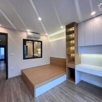 SIÊU PHẨM NHÀ ĐẸP, TT THẠCH BÀN, LB DT: 60m28 Tầng Thang Máy4m MT  Giá: 18.5 Tỷ { có thương lượng }