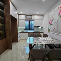 Bán Nhà Lạc Long Quân- Nhật Tảo - 5 Tầng Nội Thất Đẹp - Oto Đỗ Cổng - Mặt Tiền 4M - 6.3 Tỳ