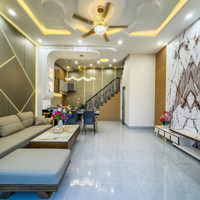 Hẻm Xe Tải Điện Biên Phủ, P15, Bình Thạnh - Đang Cho Thuê 9 Triệu/ Tháng - 44M2 Bán Gấp Chỉ 4.2 Tỷ
