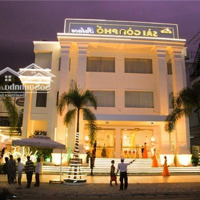 Trung Tâm Hội Nghị- Tiệc Cưới 5 Sao - Ngang 75M- Dtsd: 16.000 M2- 2 Hầm+6Tầng- 4,9 Tỷ/Th