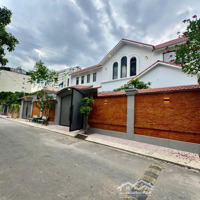 Siêu Phẩm Biệt Thự Sân Vườn 375M2 - Khu Phân Lô Hiện Đại - Ngay Ngã 4 Thủ Đức Liên Hệ: 0918042143