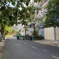 Chính Chủ Bán Gấp! Biệt Thự Rất Đẹp, View Sông Sài Gòn - Ngay Trần Não - 3 Tầng - Giá Bán 42 Tỷ