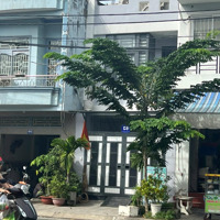 Kẹt Tiền Bán Gấp Căn Nhà Đang Cho Thuê 14 Triệu Ở Ngay Vòng Xoay An Lạc, (6Mx18M), Gia 820 Triệu.