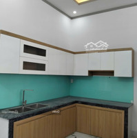 Cho Thuê Gấp Nhà Trọ 1 Trệt 1 Lầu Sân Xe Hơi Mặt Tiền Kinh Doanh Đường Phi Trường Gần Chợ Tân Bình