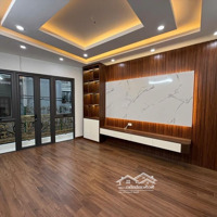 Bán Nhà Nguyễnchính Tân Mai, 38M² X 5 Tầng, Thang Máy Ô Tô Tránh Kd Đỉnh Diện Tích38M²,Giá 10Xx