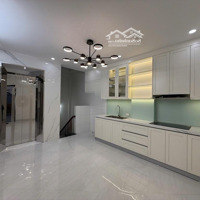 Bán Nhà Nguyễnchính Tân Mai, 38M² X 5 Tầng, Thang Máy Ô Tô Tránh Kd Đỉnh Diện Tích38M²,Giá 10Xx
