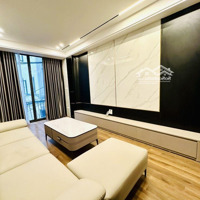 Mặt Phố Cổ Ngọc Lâm, Long Biên, Lô Góc Thang Máy, Dòng Tiền 90 Triệu/Tháng, Giá Bán 46 Tỷ