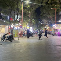 Cắt Lỗ Khu Phố Tây Chợ Đêm At Bán Đất Tặng Nhà 2T 90M2 Mt5M Sẵn Dòng Tiền 30 Triệu/Th Cách Biển 50M