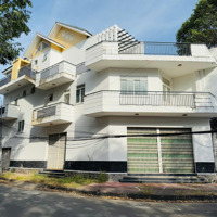Bán Nhà Góc Tại Đường Số 4 & 11 Khu Dân Cư Diệu Hiền