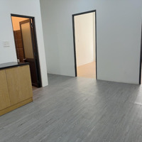 Căn Hộ 2 Phòng Ngủ Thoáng Đẹp, Mới, Chỉ 6, 8 Triệu, Ngay Đoạn Đầu Đường, Đẹp Nhất Của Phan Huy Ích