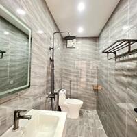 Bán nhà Xuân La 48m2 nhà đẹp thoáng ngõ đẹp oto đỗ cửa nhà tầng 2.19 tỷ