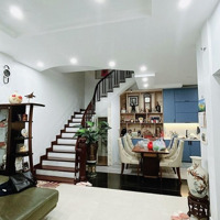 Duy Nhất! Phân Lô Thái Hà 2 Thoáng, Ô Tô Tránh, Chạy Vòng Quanh, Gara, Kinh Doanh, 62M2.5 Tầng.