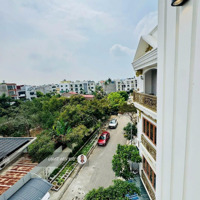 Nhà Tái Định Cư Sao Sáng , Xây 4 Tầng Có Thang Máy View Đẹp