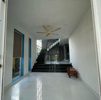 Bán Biệt Thự 4 Tầng, 200M2, 25,4 Tỷ Tại Kdc Kiến Á, Liên Phường, Q9, Hcm, Full Nội Thất.