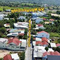 Cần Bán Lô Đấtmặt Tiềnhuỳnh Thúc Kháng Đông Dinh Diên Toàn Diên Khánh . Diện Tích 228M2 Có 70 Thổ Cư