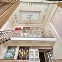 Siêu Phẩm Dòng Tiền Thủ Đức - Nhà 5 Tầng 15 Phòng, Thu Nhập 780 Triệu/Năm Ngay Chợ Thủ Đức