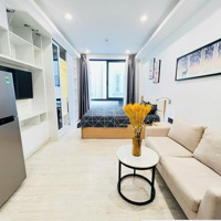 Cho Thuê Phòng Studio Cửa Sổ Lớn Ngay Trung Tâm Quận 1
