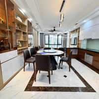 Phân Lô Hoàng Quốc Việt 60M2, 6 Tầng Thang Máy Full Nội Thất ,Gara Ô Tô Ngõ Thông Chỉ 20,8 Tỷ