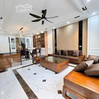 Phân Lô Hoàng Quốc Việt 60M2, 6 Tầng Thang Máy Full Nội Thất ,Gara Ô Tô Ngõ Thông Chỉ 20,8 Tỷ