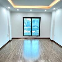 Bán nhà 3 tầng 50m2 Giá 4.5 tỷ, khu dân trí cao, vào ở luôn