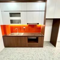 Bán nhà 3 tầng 50m2 Giá 4.5 tỷ, khu dân trí cao, vào ở luôn