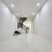 Nhà 3 Tầng Ngay Nhà Ga T3. Giá Nhỉnh 100 Triệu/M2. Hẻm Xe Vios Vào Nhà Thoải Mái. Giá Chào Chỉ 6.8 Tỷ