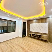 Siêuphẩm Nhà Ngõ 281 Trường Chinh.diện Tích31M2 . 7 Tầng. 4.7 M Mặttiền. 9.7 Tỷ Đống Đa. Siêu Hiếm.