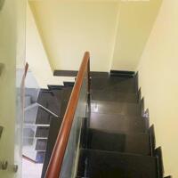 Nhà  Đường Nguyễn Văn Nguyễn Quận 1 Phường Tân Định.