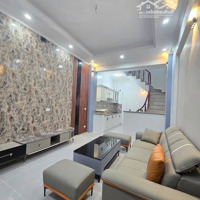 Nhà Đẹp Gần Đường Ô Tô, Vĩnh Hưng, Hoàng Mai 30M, 5 Tầng,Mặt Tiền3.5M, Giá Bán 6.5 Tỷ.