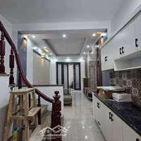Nhà Đẹp Gần Đường Ô Tô, Vĩnh Hưng, Hoàng Mai 30M, 5 Tầng,Mặt Tiền3.5M, Giá Bán 6.5 Tỷ.