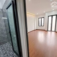 Nhà Đẹp Gần Đường Ô Tô, Vĩnh Hưng, Hoàng Mai 30m, 5 tầng, mt 3.5m, giá 6.5 tỷ.