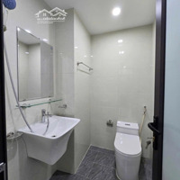 Toà Chdv Kim Mã 2 Mặt Thoáng, Cực Sát Phố, 65M2*7T, 15 Phòng Kk, Dòng Tiền 100 Triệu/ Tháng