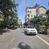 Nhà Mới Gia Thụy - 4 Thoáng - Ô Tô Gần - Ở Sướng