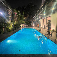 Biệt Thự - Lô Góc - Mặt Sông - Bể Bơi Riêng - Thang Máy - Vinhome Riverside.
