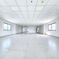 Cho Thuê Nhà Nguyên Căn 351A Lê Văn Sỹ Quận 3, Ngã Tư Trần Quang Diệu Tuyến Đường Đẹp Có Lề Rộng.
