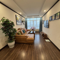Bán Căn Hộ Hagl Lakeview 3 Phòng Ngủ- 116M2, View Hồ Thạc Gián, Tầng 11; Giá 3,3 Tỉ .