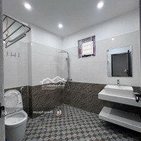 [33M2-4.95 Tỷ] Bán Gấp Nhà Liên Mạc, Bắc Từ Liêm Ô Tô Tránh, Gần Hồ, Ngõ Thông, 4 Phòng Ngủ 5Wc