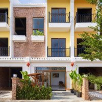 Cắt Lỗ 600 Triệuiệu Bán Nhà Phố 3 Tầng Hội An - Mặt Sông - Cho Thuê Từ 25 Triệuiệu/Tháng. Liên Hệ: 0901166677