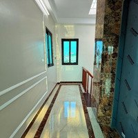 Nhà 5 Tầng Dân Xây Chắc Chắn, 37M, Ô Tô Qua Cửa, Thang Máy Nhập Khẩu, Gần Chợ Hà Đông