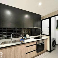 Cho Thuê Gấp Chcc Oriental Plaza, Tân Phú. Diện Tích: 89M2, 2 Phòng Ngủ 2 Vệ Sinh Giá 10 Triệu/Th. Liên Hệ: 0938 366 725 Tuấn