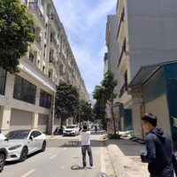 Bán Đất 50M2 Vạn Phúc Hà Đông Mặt Tiền Rộng View Him Lam