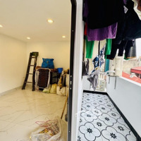 Nhà Đẹp Lung Linh 5 Tầng Trung Tâm Hai Bà Trưng - Sát Phố Ô Tô Gần - Ba Gác Đỗ Cửa - Chỉ Hơn 5 Tỷ