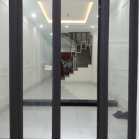 2.5 Tỷ Nhà 4Tx35M2, Hộ Khẩu Hà Nội, Gần Ql6, Gần Bến Xe Bus, Chợ Ngay Nhà -0946393088