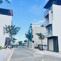 Lô 90M2 Ngang 5Met Hướng Đông Nam Kđt Vcn Phước Long 2 Chỉ 5 Tỷ 480 Triệu/ Liên Hệ: 0931800111