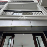 Siêu Phẩm Giáp Bát Nhà 5 Tầng Mặt Ngõ Kinh Doanh Ô Tô Đỗ Cửa 6 Phòng Ngủ Chỉ 8.2 Tỷ!