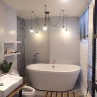 Gia Đình Cho Thuê Căn Góc Cc Central Plaza Q.tb.diện Tích90M2 3P 2 Vệ Sinh Giá Chỉ 12 Triệu. Liên Hệ: 0796117810