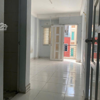 14 Phòng 14 Wc, Nhà Khu Cư Xá Bắc Hải, Gần Bãi Xe, Cho Làm Căn Hộ Dịch Vụ.