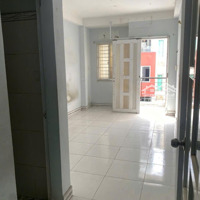14 Phòng 14 Wc, Nhà Khu Cư Xá Bắc Hải, Gần Bãi Xe, Cho Làm Căn Hộ Dịch Vụ.