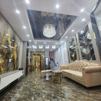 Cực Hiếm - Ôtô - Gần Hồ - Thang Máy- Nội Thất Xịn- Võ Thị Sáu, Hai Bà Trưng- 45M-17.8 Tỷ.