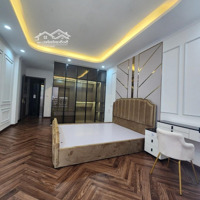 Cực Hiếm - Ôtô - Gần Hồ - Thang Máy- Nội Thất Xịn- Võ Thị Sáu, Hai Bà Trưng- 45M-17.8 Tỷ.